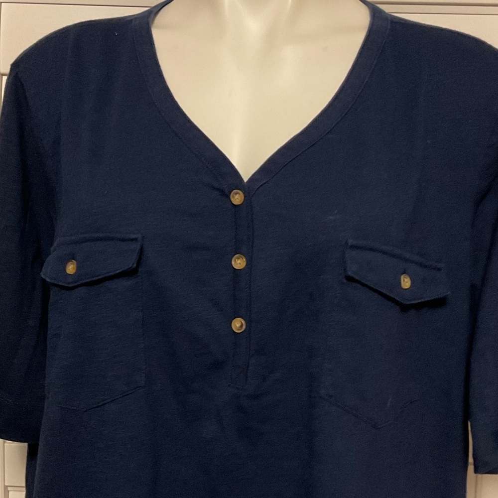 Croft & Barrow Navy Short Sleeve Top - Picture 2 of 6
